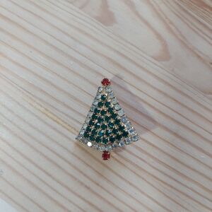 Vintage Christmas Tree Brooch